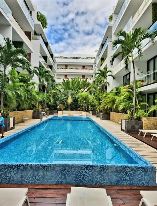 Stunning 1 Bdrm Condo Gym-Pool 10 Min To The Beach & Quinta Av Playa del Carmen Esterno foto